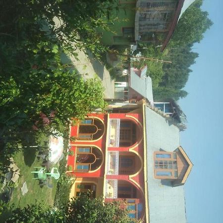 Wani Guest House Gulmarg Extérieur photo