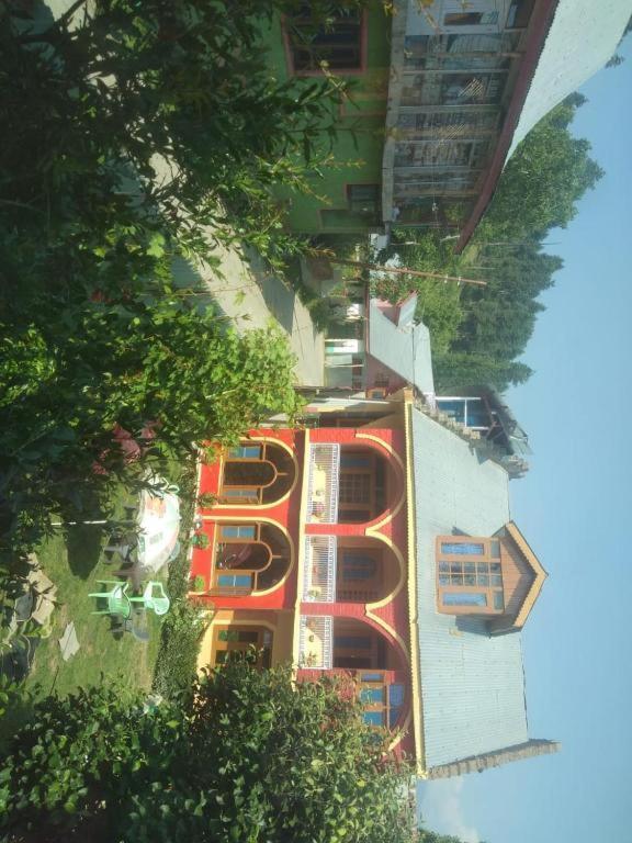 Wani Guest House Gulmarg Extérieur photo