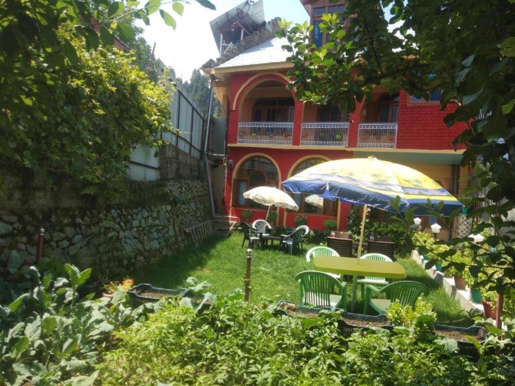 Wani Guest House Gulmarg Extérieur photo